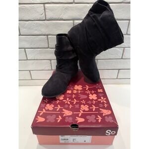 SO Erielle Slouchy Ankle Boots Women Size 9 Black Faux Suede Ruched Buckle Flat